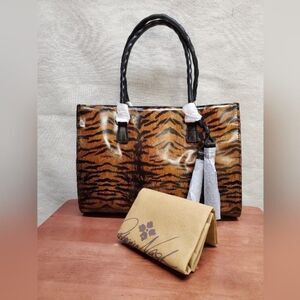 Patricia Nash TIGER PRINT PRIMROSE Purse Bag Satchel NWT